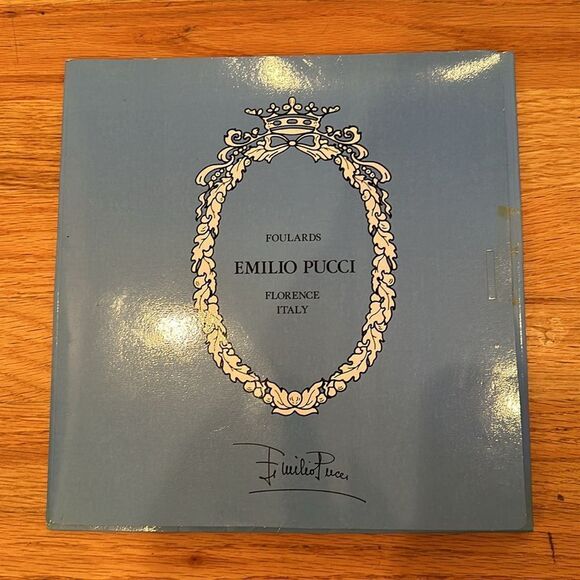 VTG Emilio Pucci silk large silk scarf made in Italy NWT in original package - Picture 13 of 15